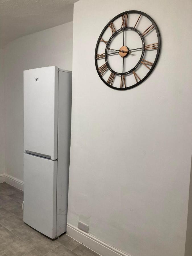 Agapi Apartment - Sea View Sleeps Ten Blackpool Exterior photo